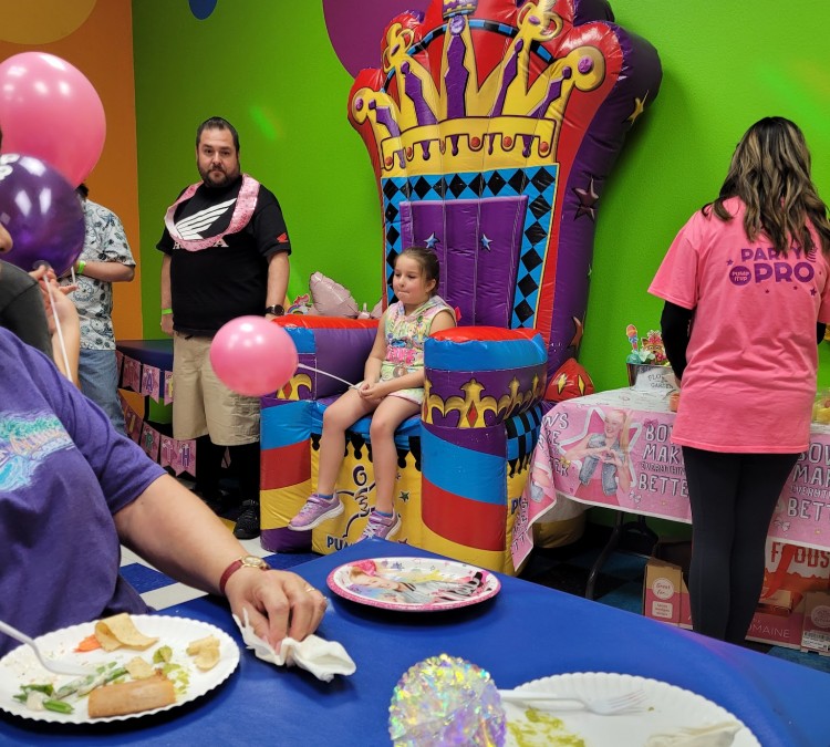 Pump It Up Murrieta Kids Birthdays and More (Murrieta,&nbspCA)